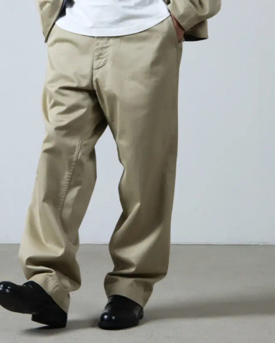 Nanamika Wide Chino Trousers Khaki New