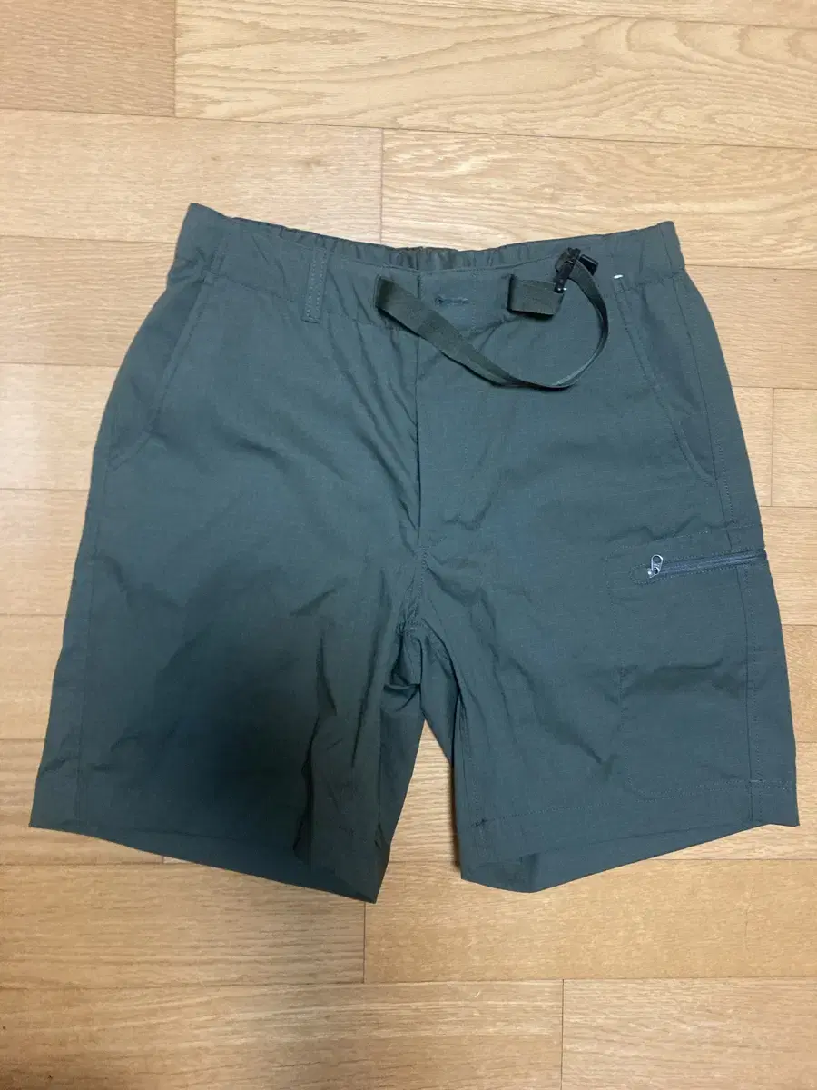 Uniqlo Utility Vahn