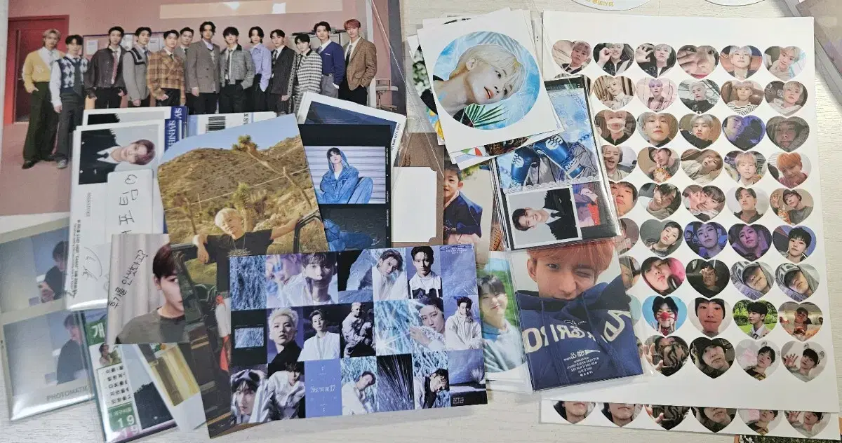 Seventeen unofficial goods official goods Disposition sticker photocard Photoncut postcard wuchiwa etc.