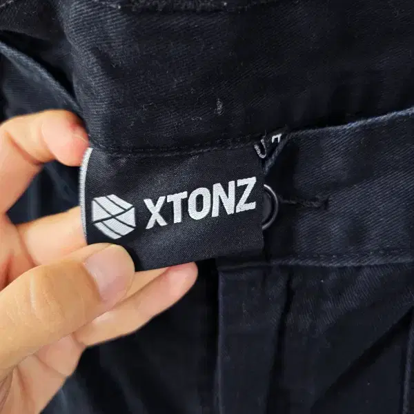 XTONZ 엑스톤즈 블랙 건빵바지 L 30