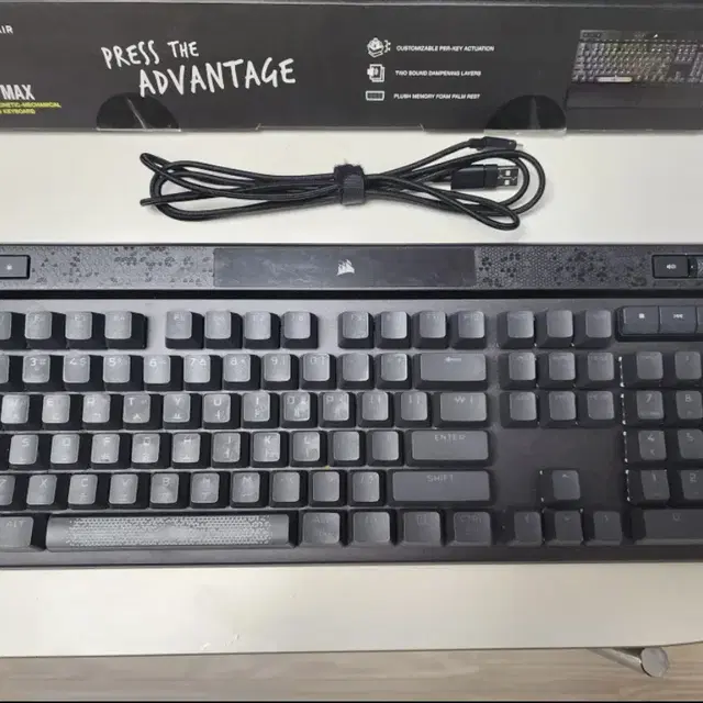 커세어 k70 max 자석축 래피드트리거 FPS