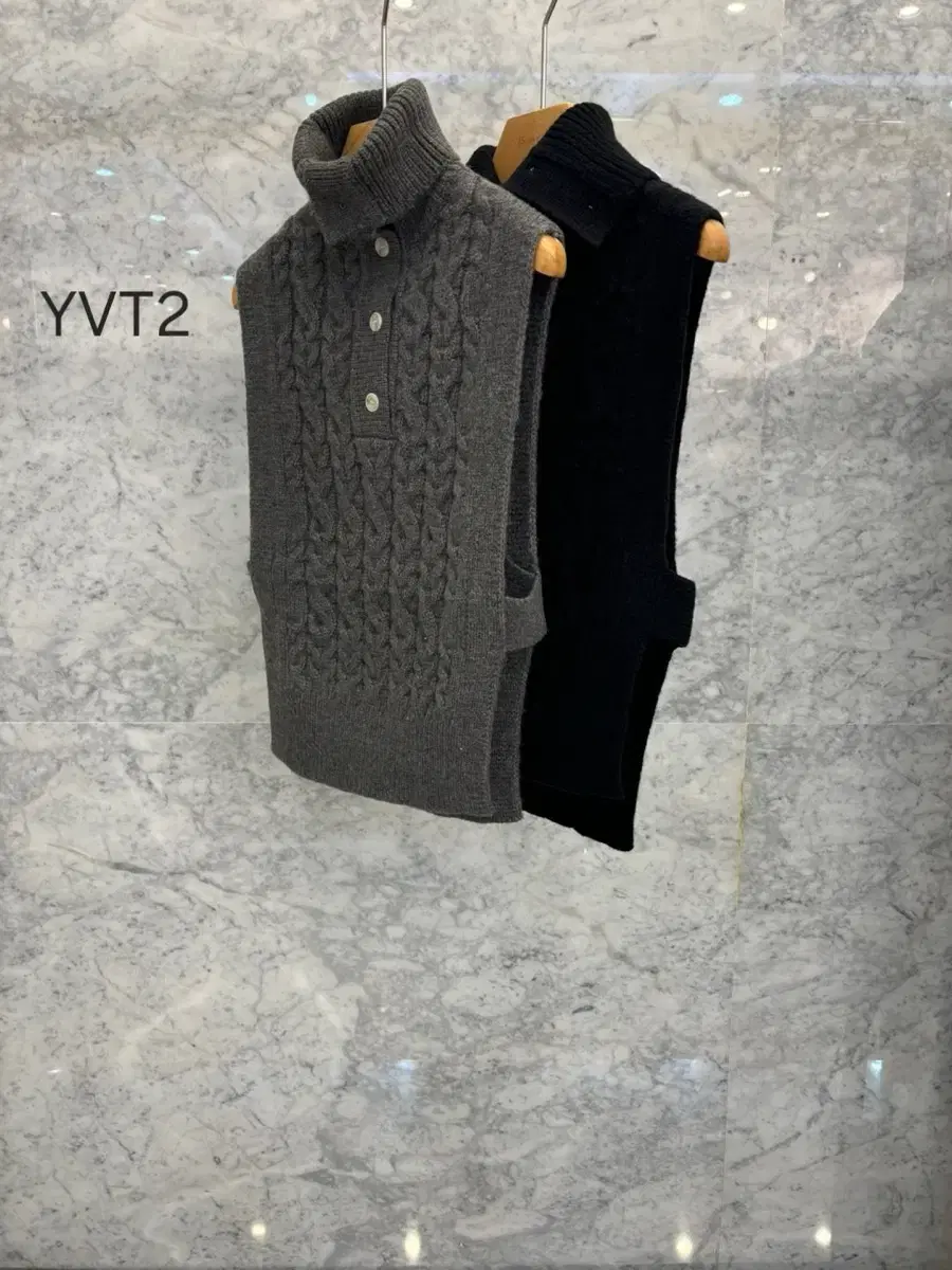 JS뉴욕스타일신상(당일발송)2024 F/W 꿰베기 pola Knit vest