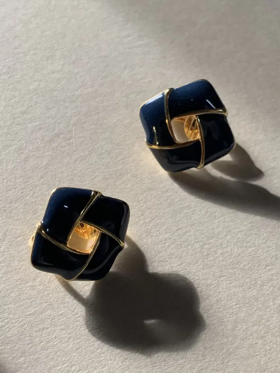 Vintage Sarah Coventry Square Earrings