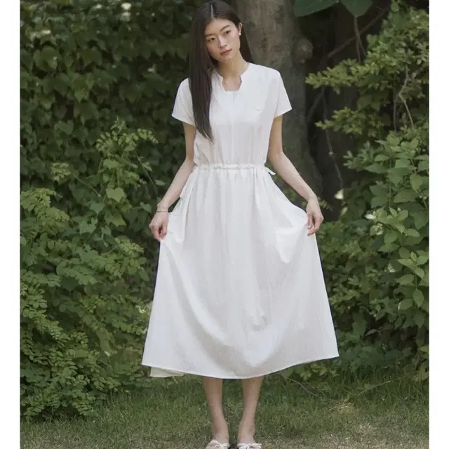 어다울 Two way string long dress - white