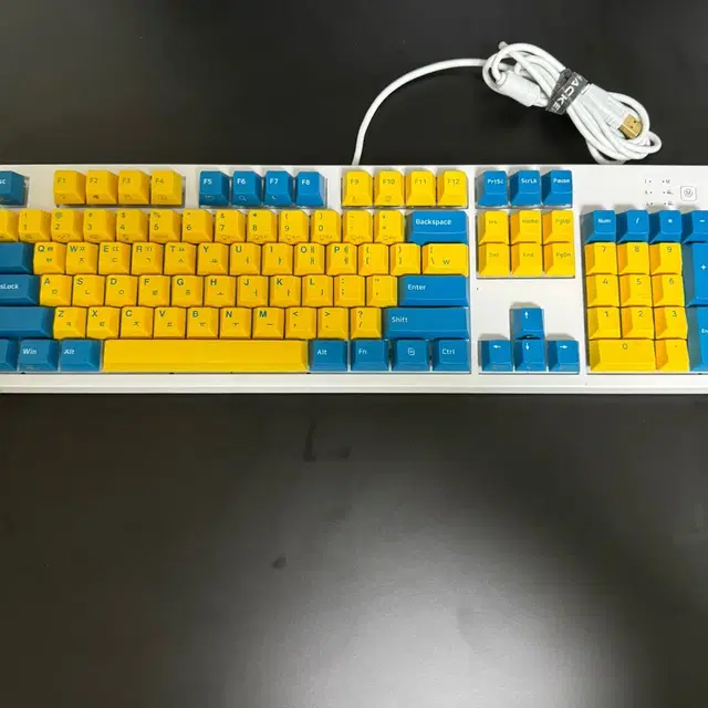 커세어 K70 TKL RGB / 앱코E995 무접점 / 체리키보드 팝니다