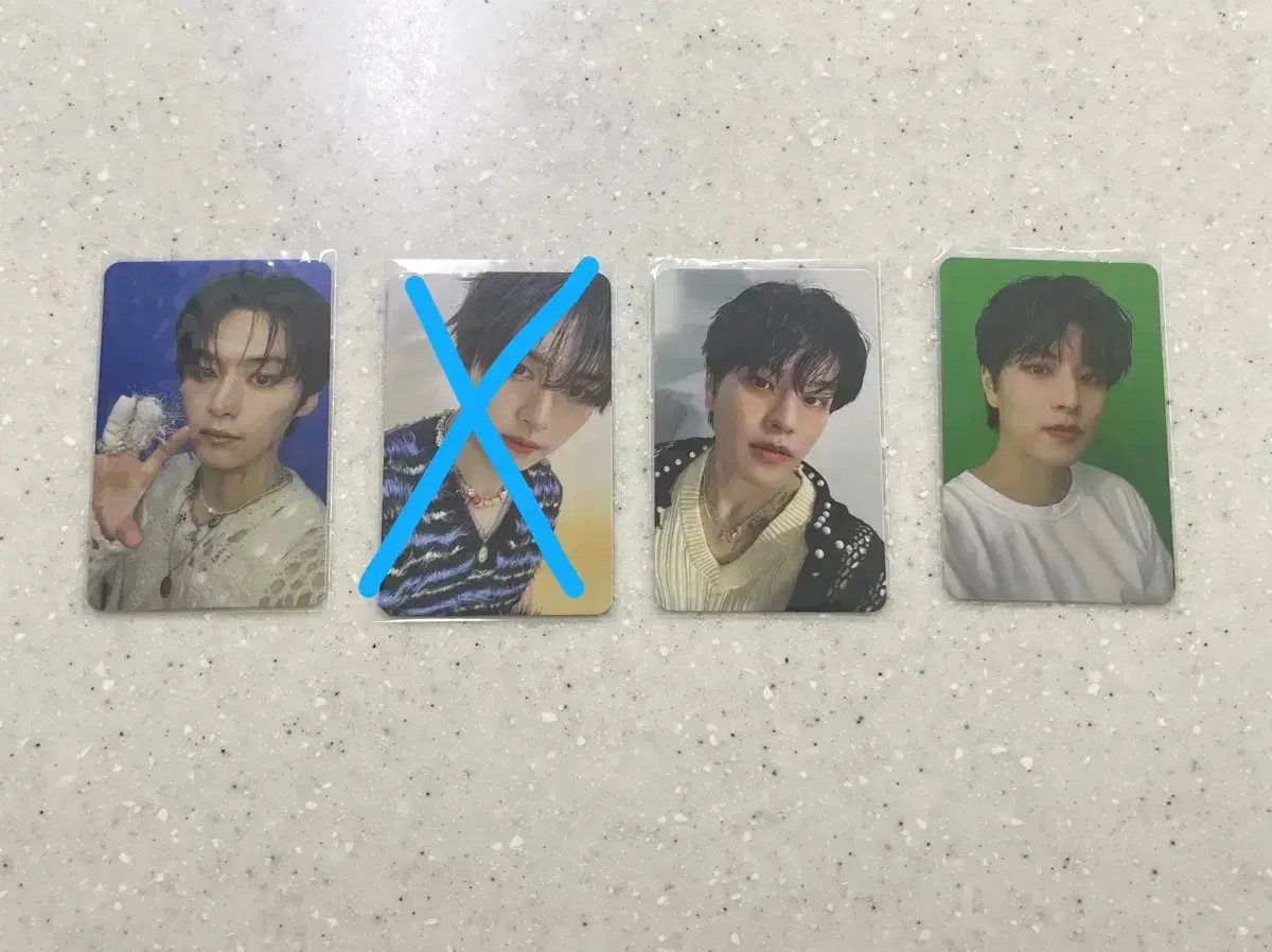 Straykids ate photocard