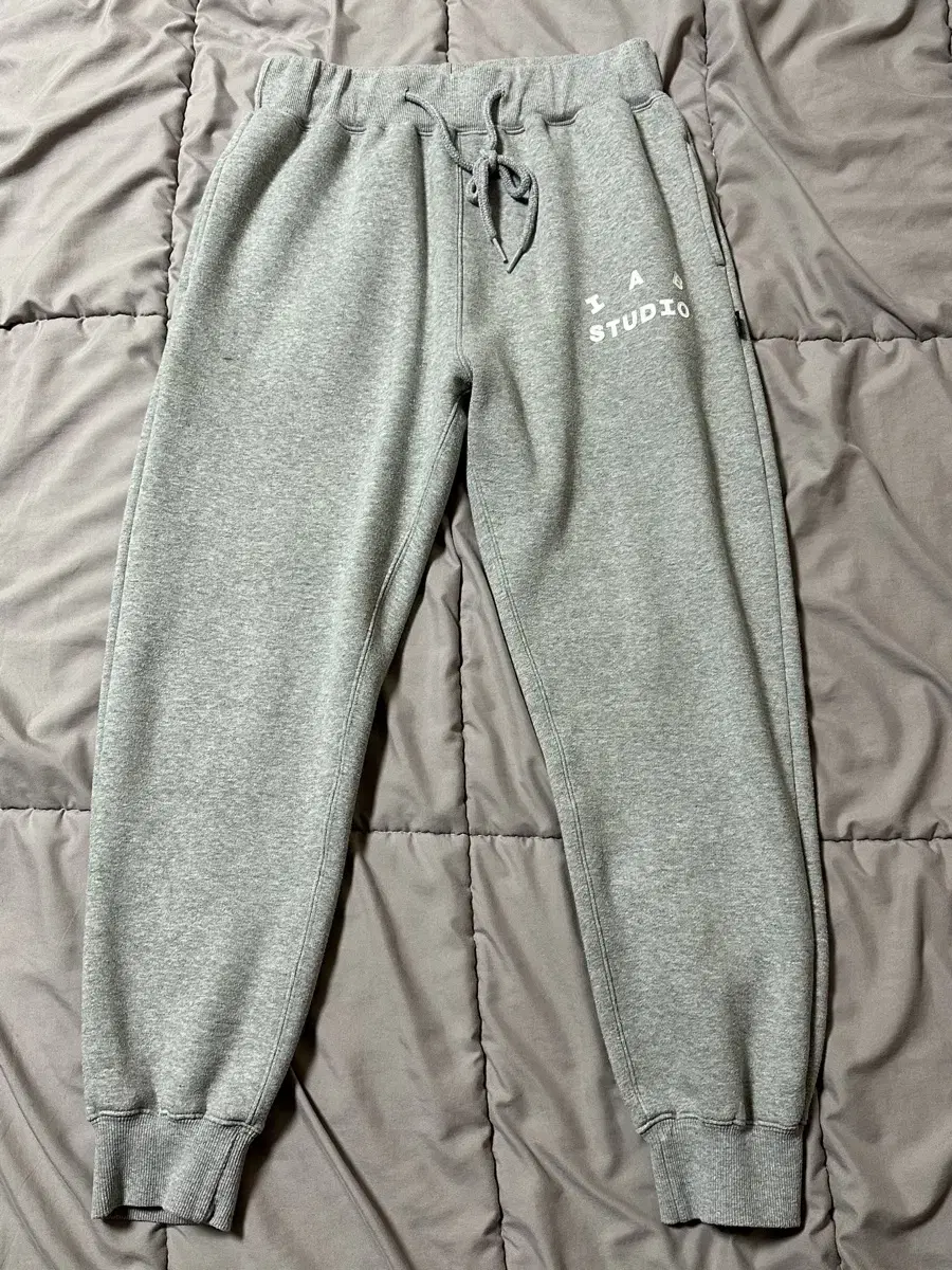 iAppstudio Jogger Pants