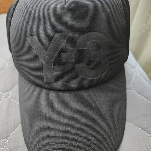 Y3모자