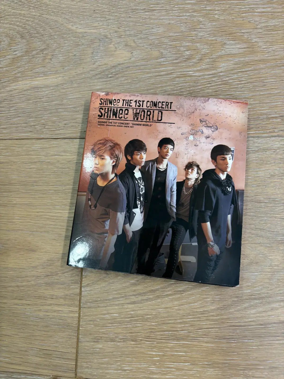 SHINee concert DVDs, CDs