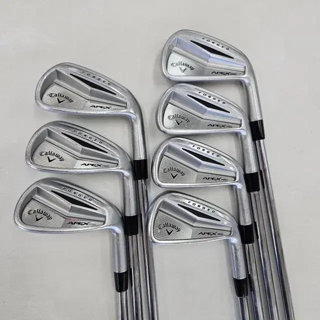 Callaway Genuine Apex Pro Forged Lightweight Steel 950GH R Used 7-iron (...