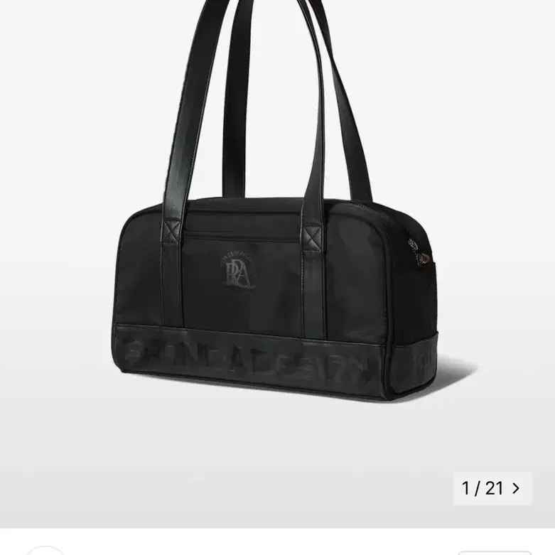 프렌다 MAIN LOGO DUFFLE BAG BLACK 더플백 블랙