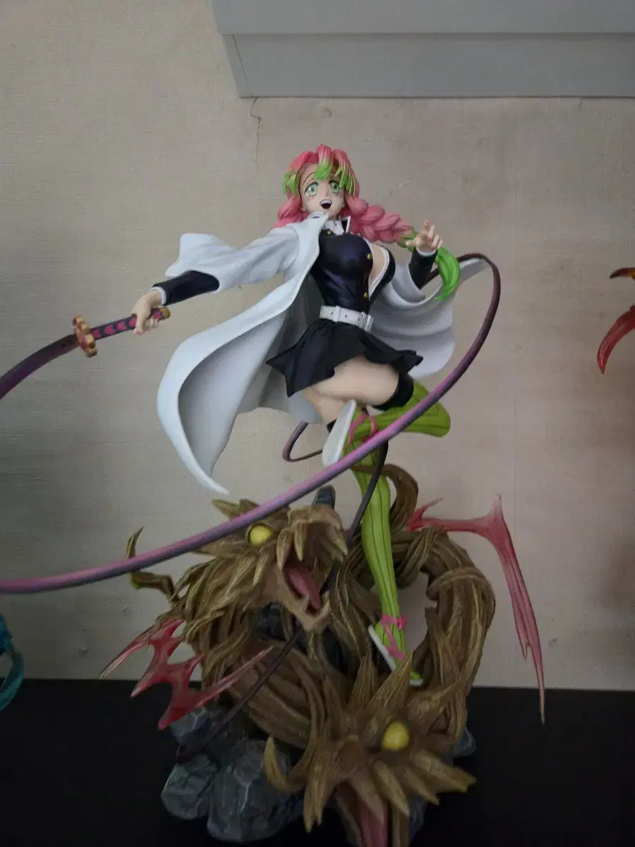 Demon Slayer Resin Statue NEIJUAN 9th Zuu Mitsuri