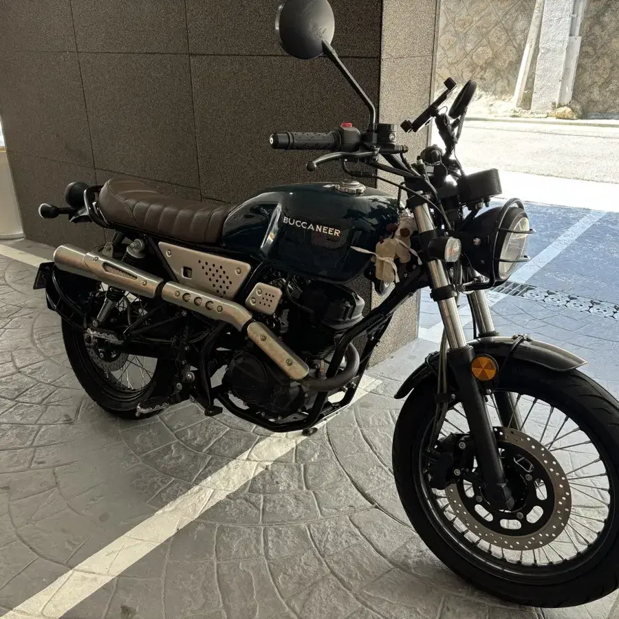 (20**km)22년식 부캐너 125cc 판매합니다