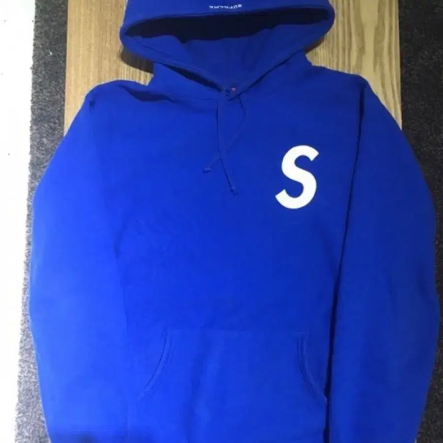 SUPREME 15fw S로고 후드 2종