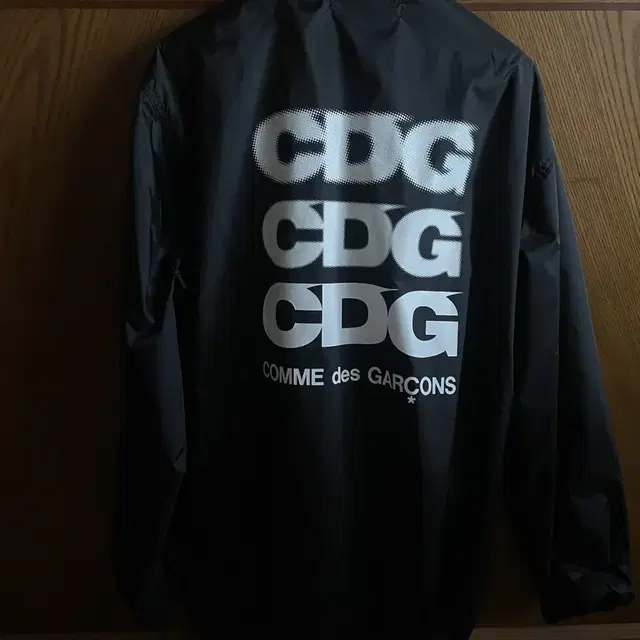 cdg 코치자켓 xl 새제품