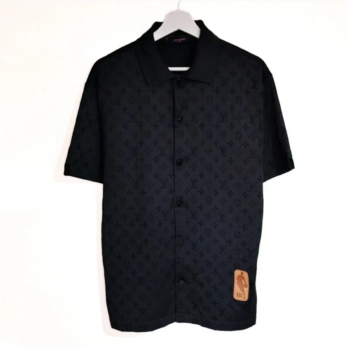 -Same day shipping- [Brand new, size M] Louis Vuitton NBA Short Sleeve Shirt