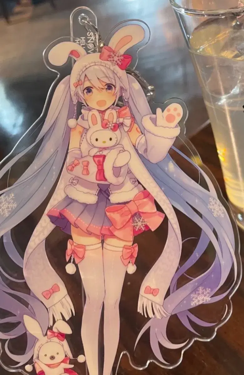 Yukimiku Hatsune Miku Hello Kitty Photostick acrylic is for sale!