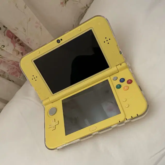 닌텐도 3ds XL 피카츄에디션 판매합니다!