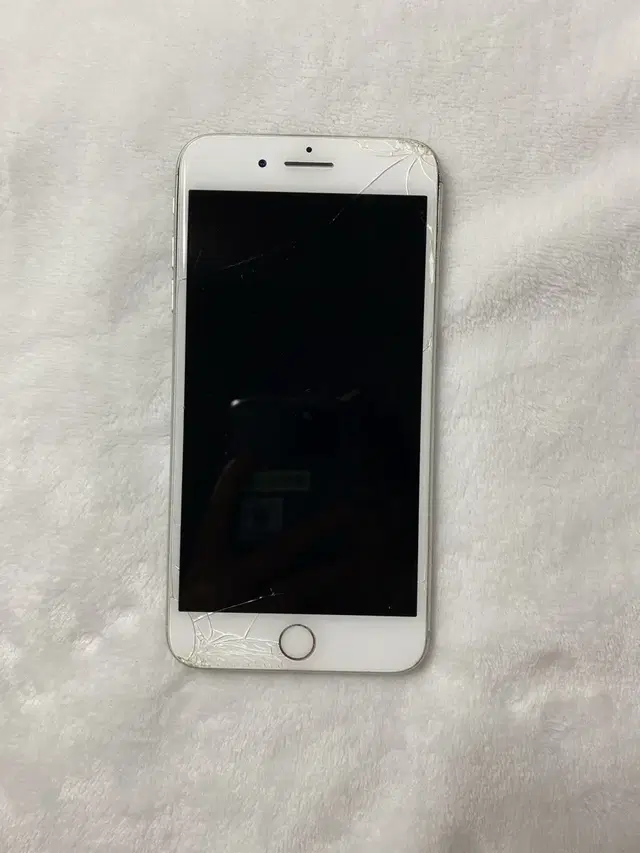 아이폰 8 플러스 공기계 사진용 아이폰 / se iphone 15pro