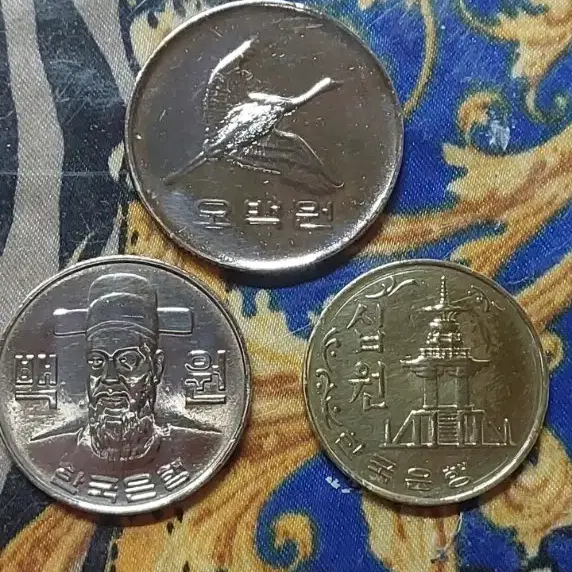 한국은행  1982년500원, 100원,10원,3종,