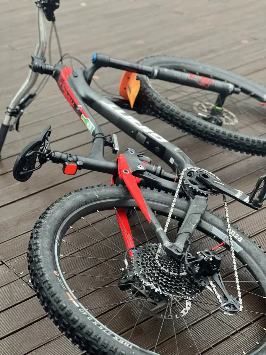 자이언트 풀샥 트랜스 mtb 카본