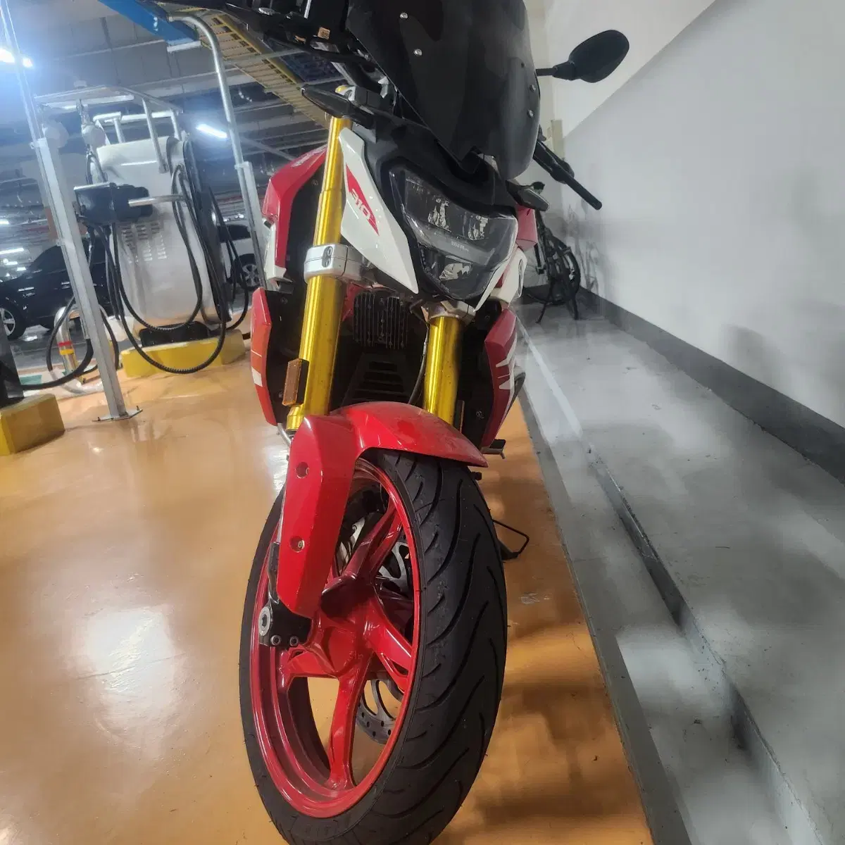 bmw g310r