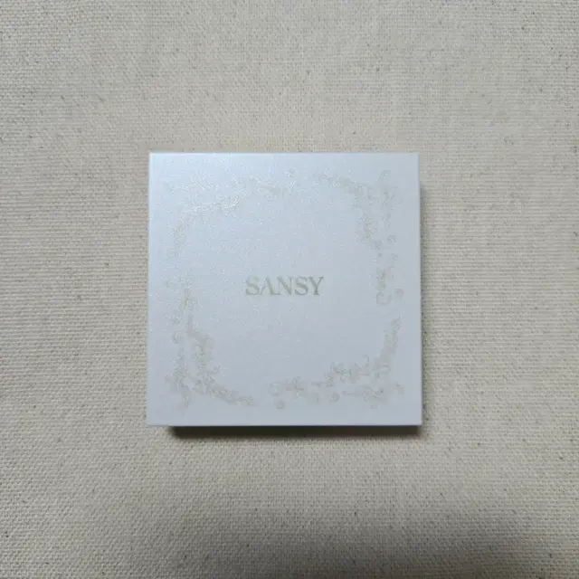 샌시 SANSY 일루전 루미너스 파우더 클리어베이지(하이라이터)