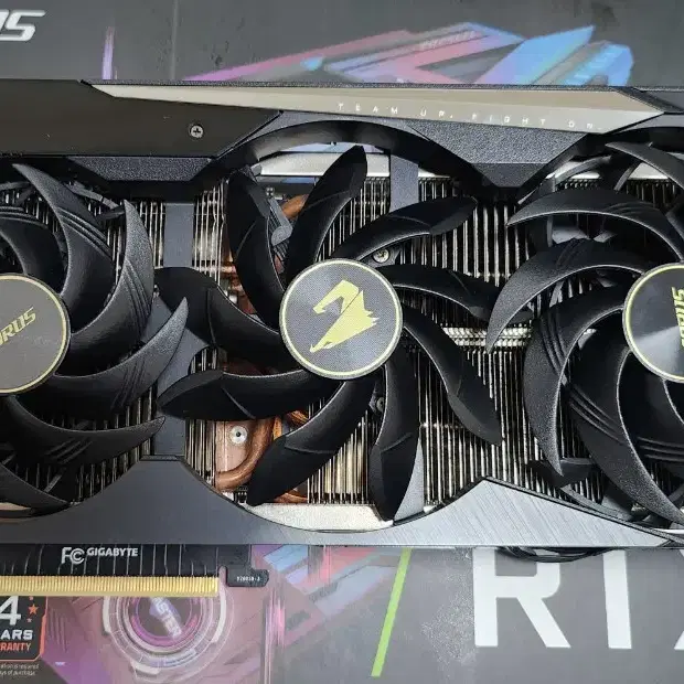 기가바이트 RTX3080 어로스 익스트림 10G 판매합니다