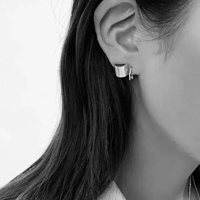 (새상품) 마니지 실버 귀걸이 circle silver earring