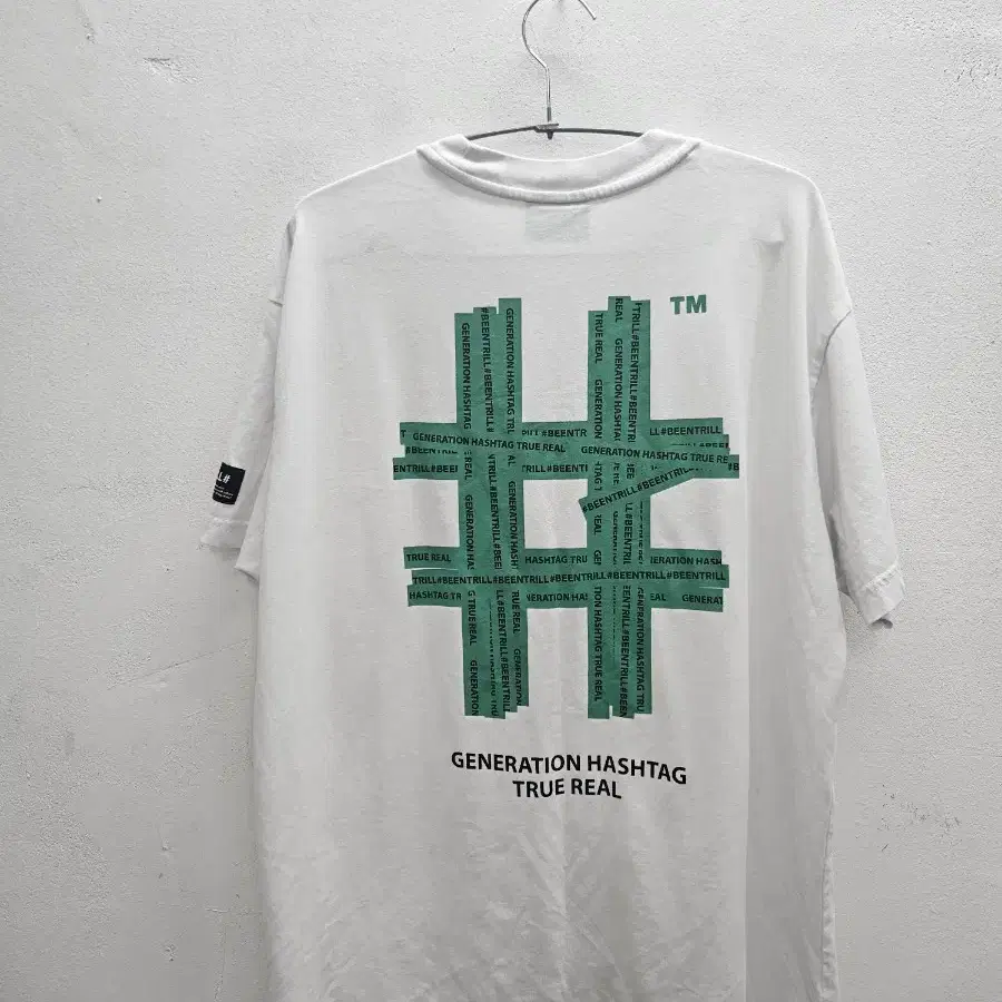 M Beentrill 반팔