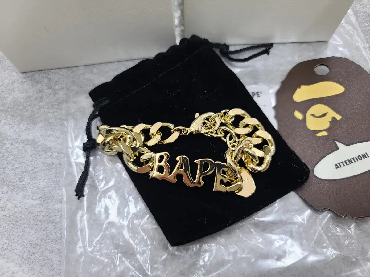 BAPE 베이프 BRACELET 팔찌