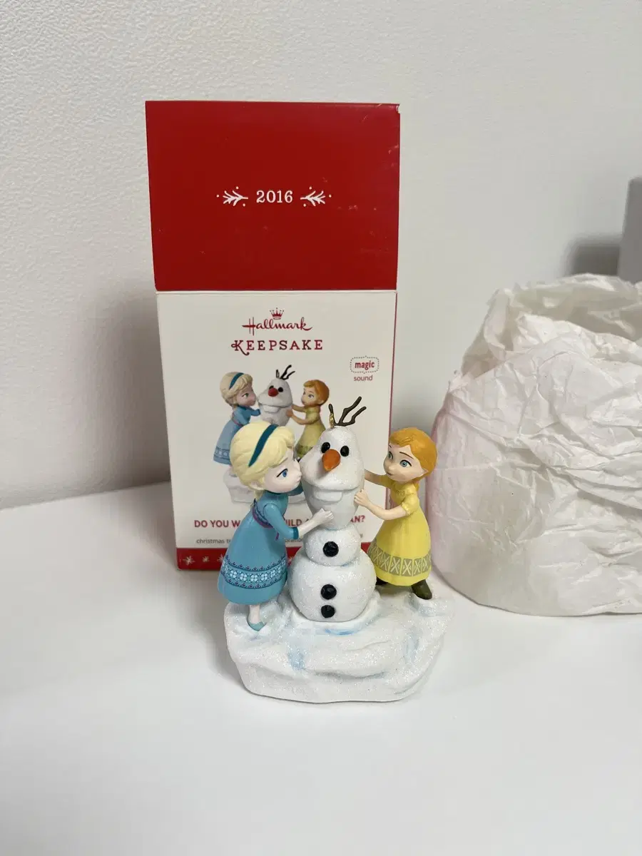 Hallmark Frozen Elsa Anna Olaf Sound Ornament