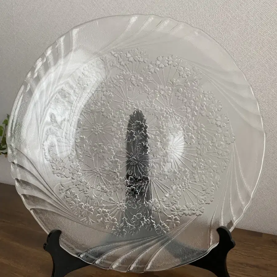 Transparent Glass Serving Platter