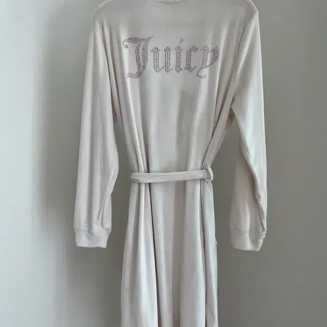 Juicy Couture 쥬시꾸뛰르 로브 S/M 사이즈