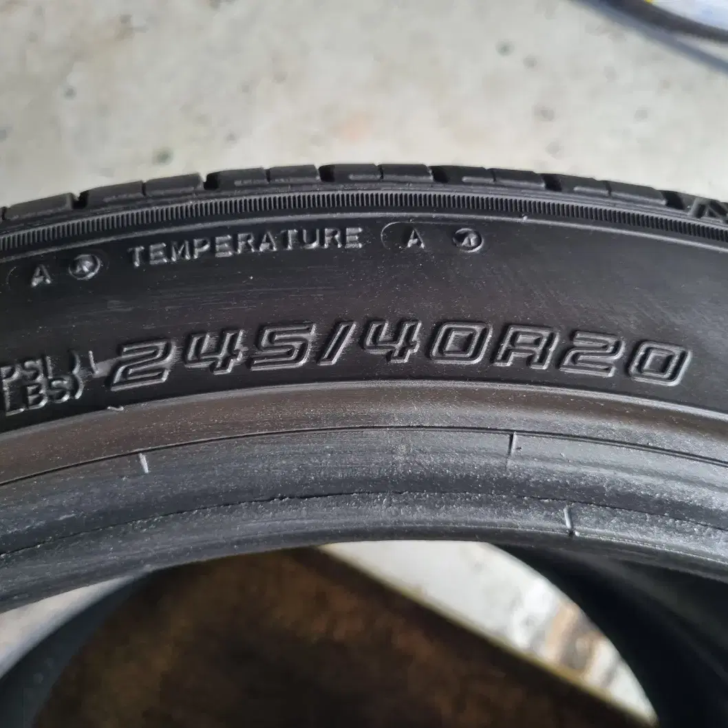 던롭타이어 뷰로VEURO VE303 245/40R20 99Y 2개세트