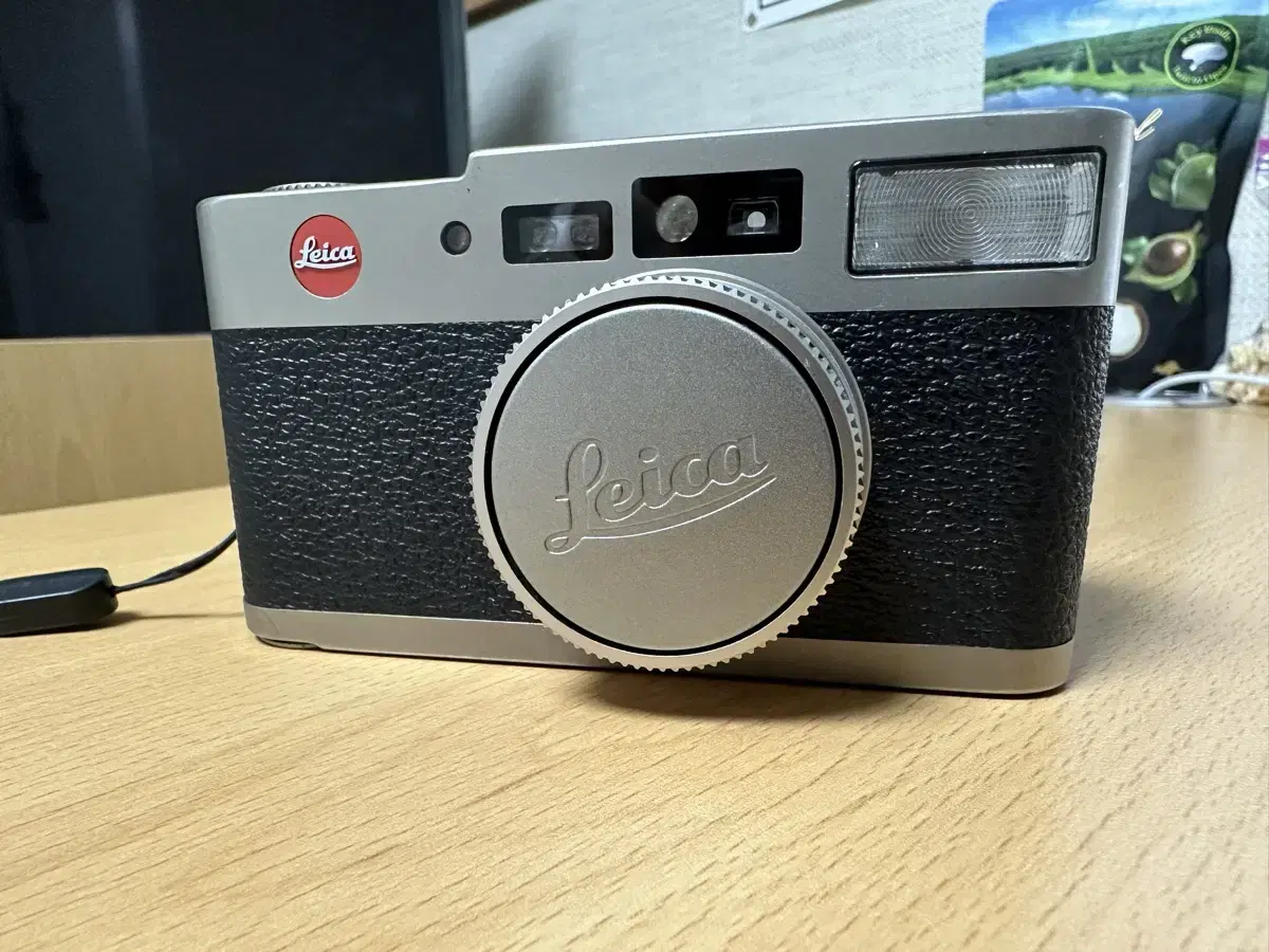 라이카 LEICA CM ZOOM 필름카메라 팝니다