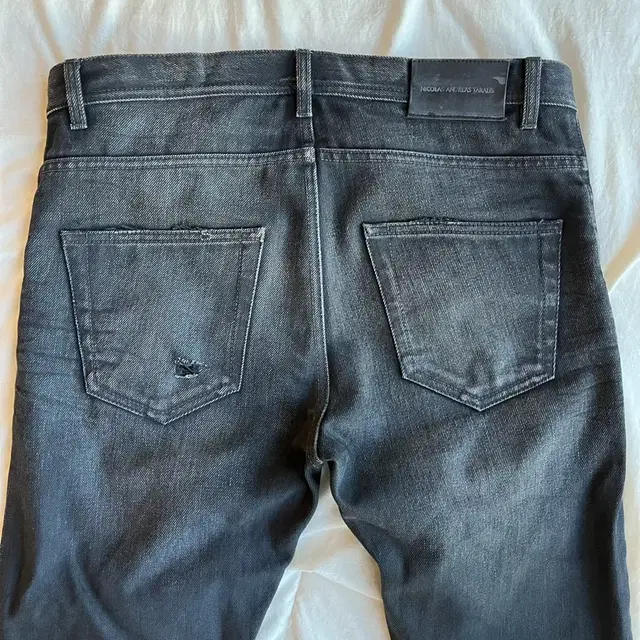 Nicolas Andreas Taralis jeans (디올 옴므)