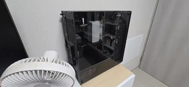 i7-8700 + MSI B360M 박격포 + GTX1080 본체팜