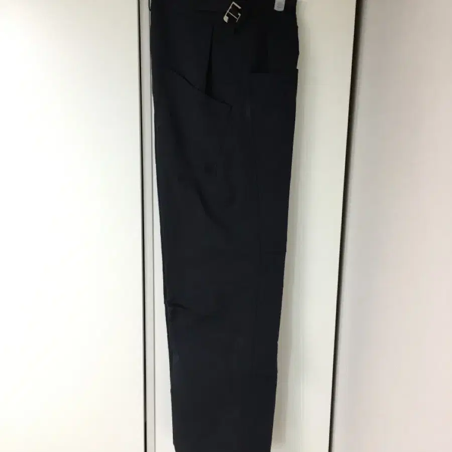 이예(Yiyae) Hard Pants_navy