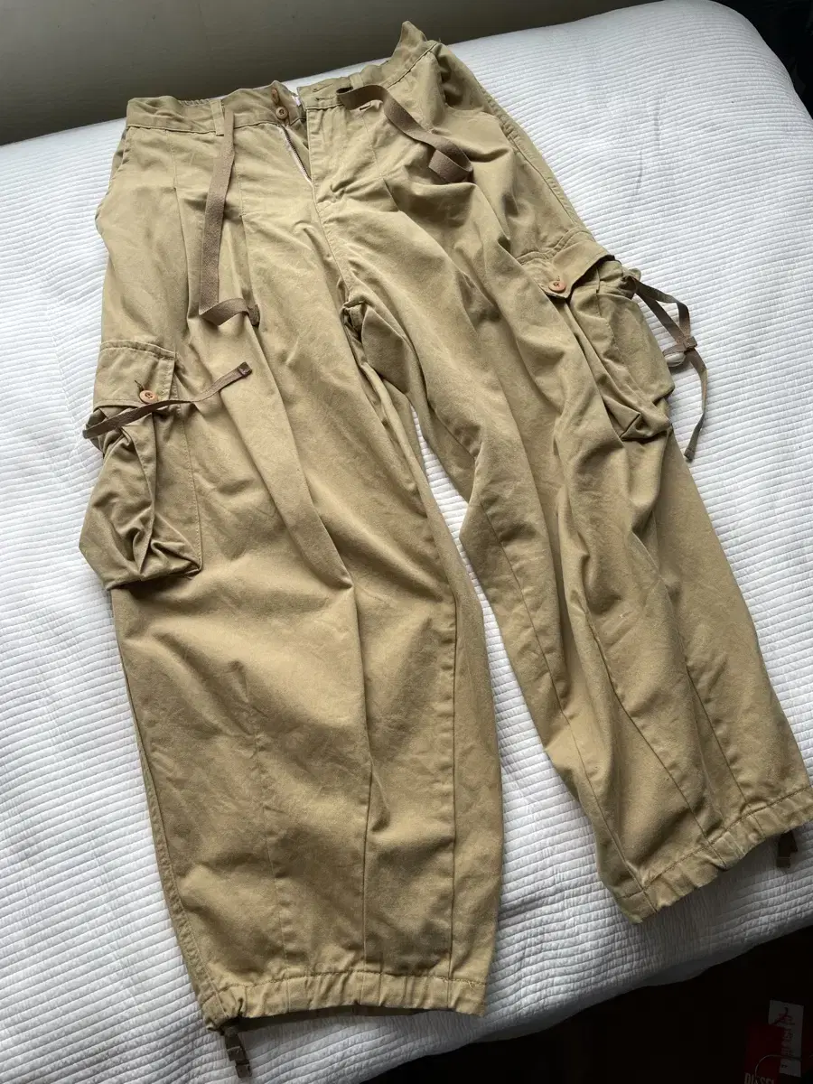 (L) Anglian Balloon Cargo Work Pants Beige