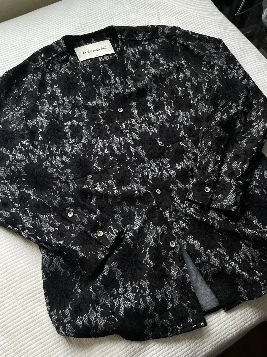 (XL) Anderson Belle Forest Embroidery Shirt Black