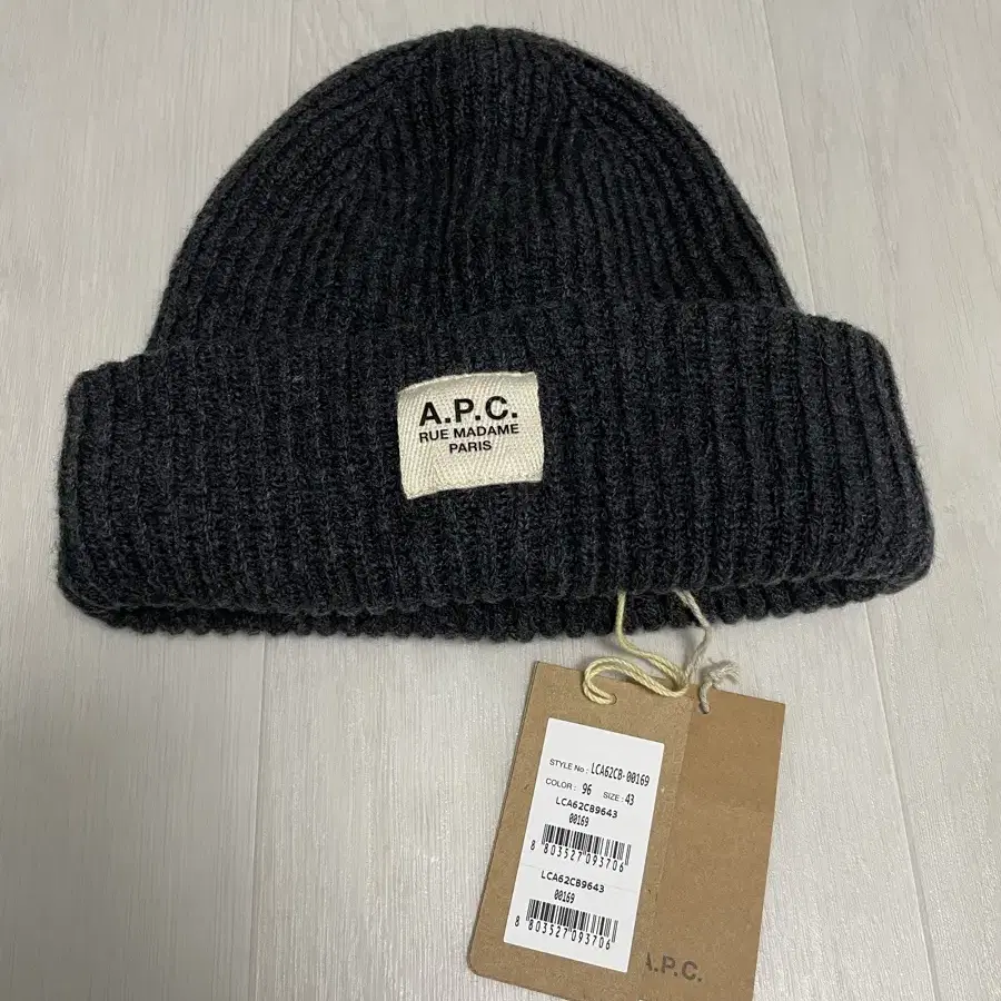 APC 아페쎄 비니 James Knit Hat 새상품