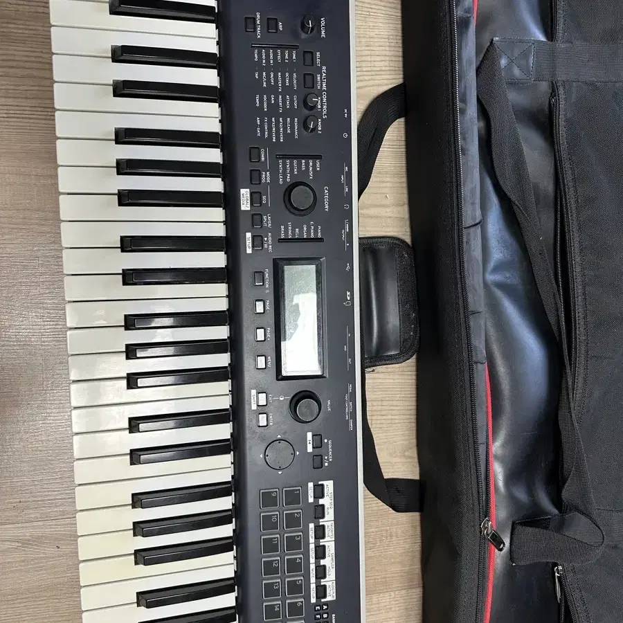 Korg kross2 61건반 판매합니다 !!