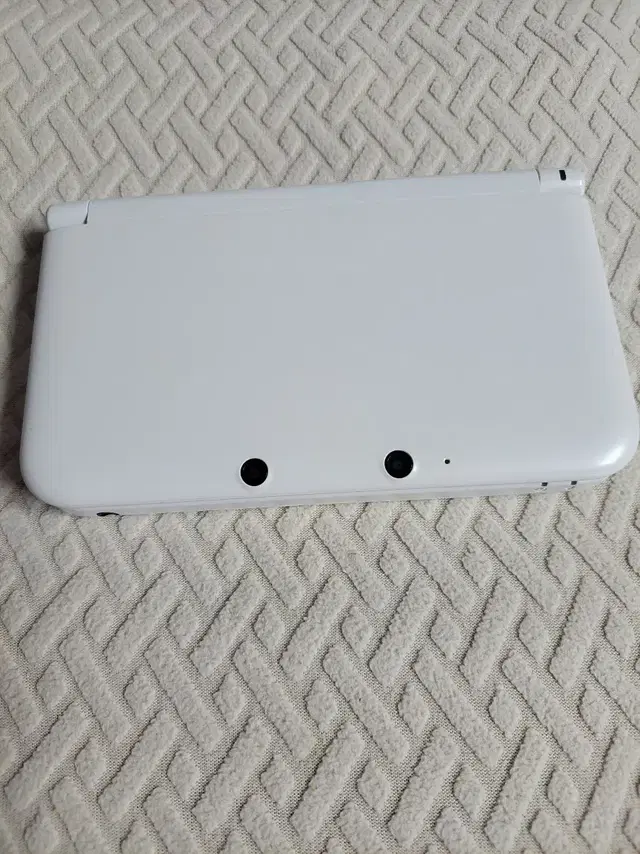 닌텐도 3ds xl 화이트 팝니다