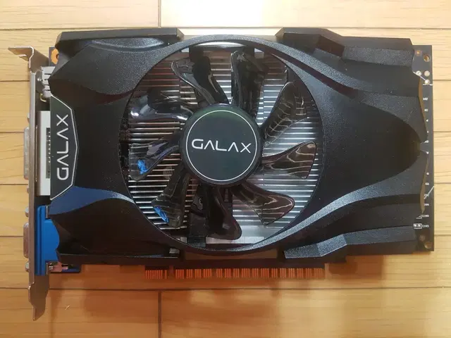 GALAX 지포스 GTX 750TI (보조전원 없음, 사진 2장) 팝니다