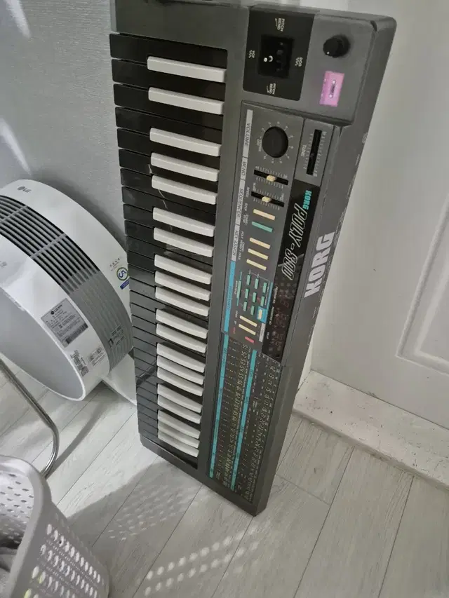 Korg poly 800 코르그 폴리800