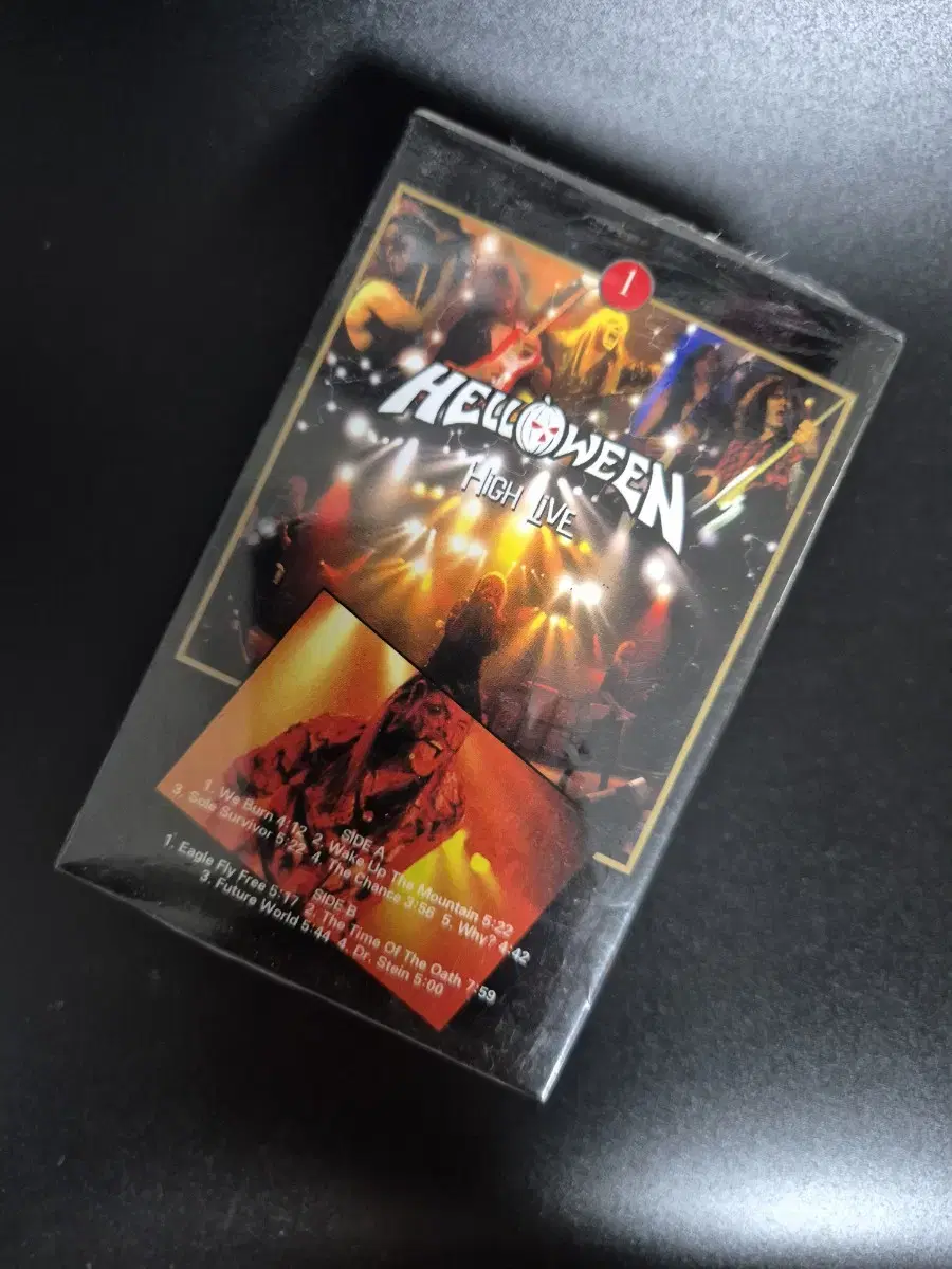 헬러윈 HELLOWEEN HIGH LIVE 2MC 카세트 테이프 미개봉