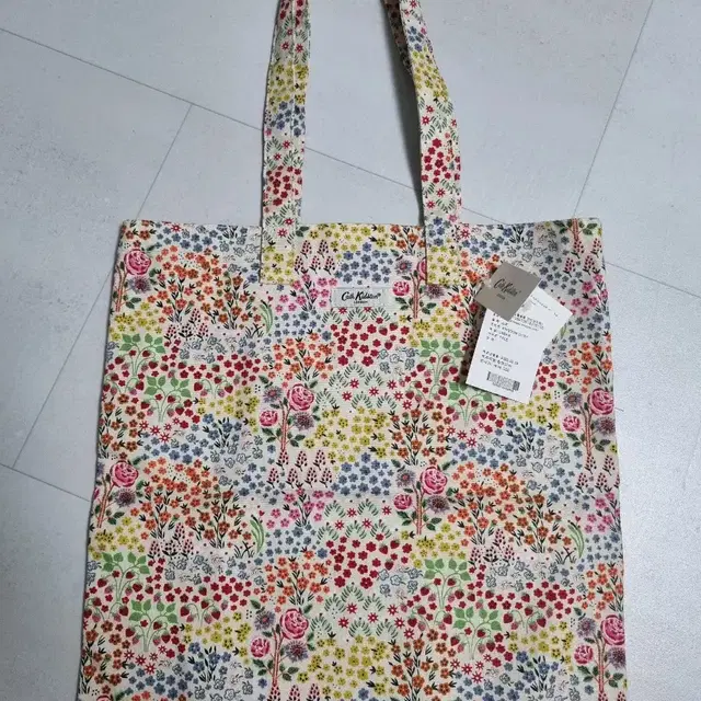 새상품 캐스키드슨 에코백 cath kidston