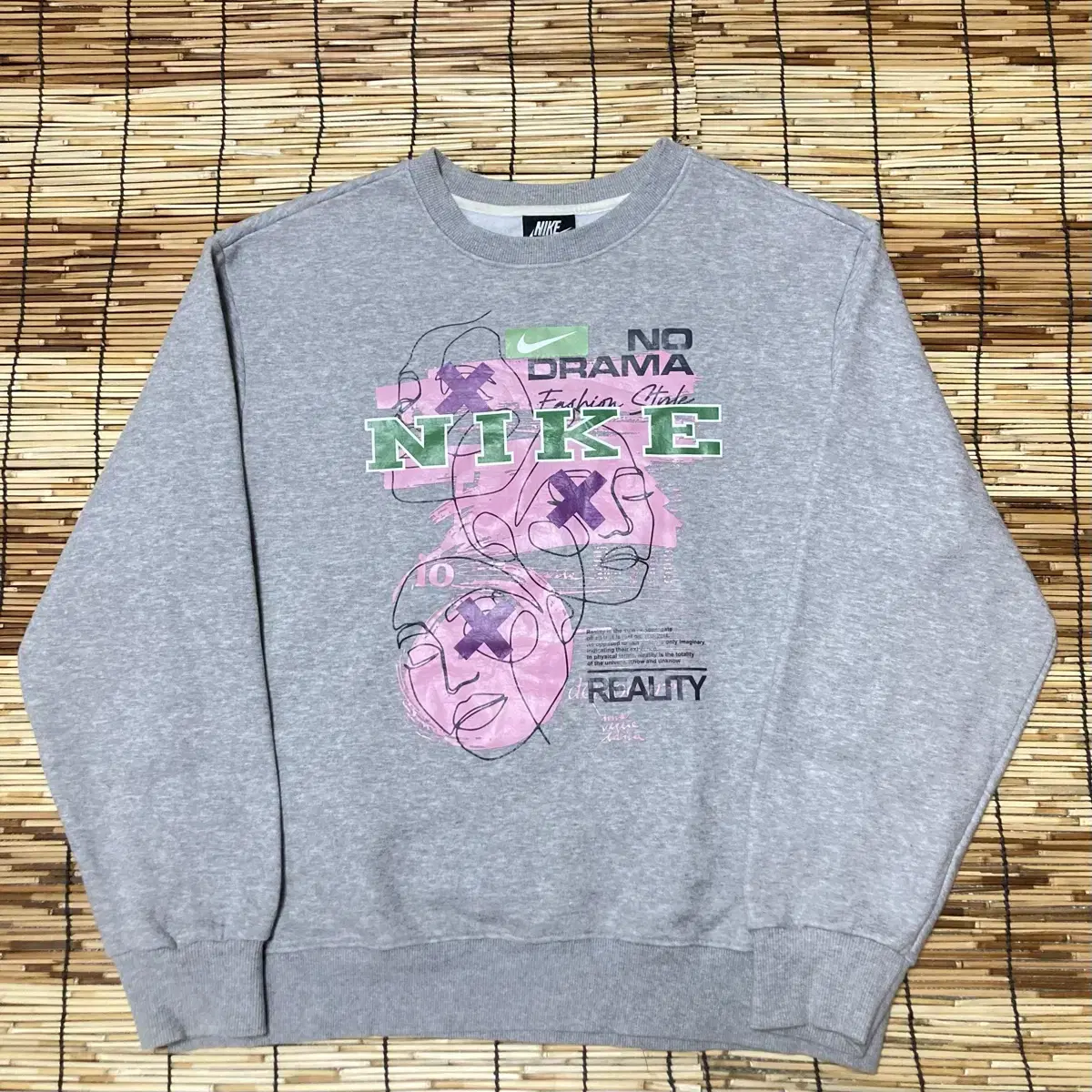 Nike Gray Printed Sweatshirt L