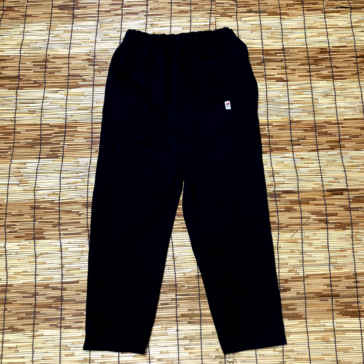 New Balance Black Small Logo Sweatpants M